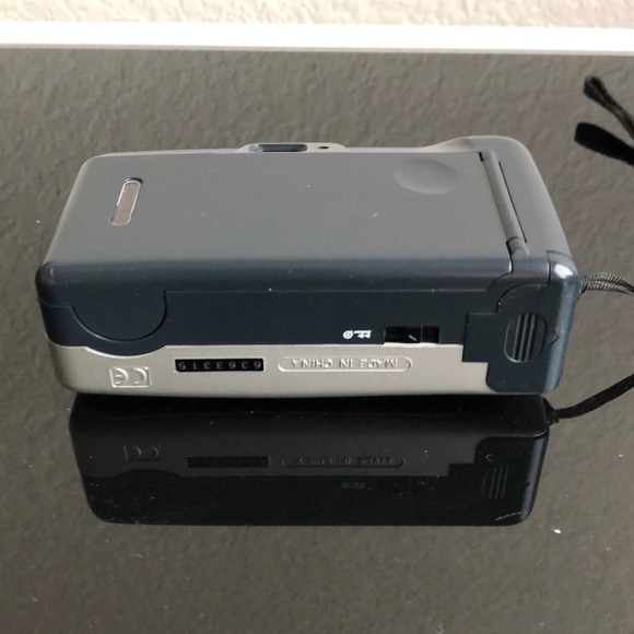 Nikon Fun Touch 5 - Picture 4 of 8